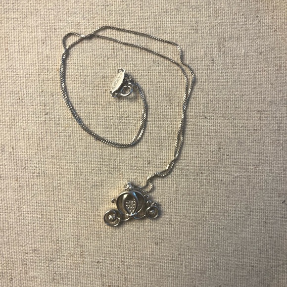 ✨ Cinderella Coach Diamond Necklace - Picture 4 of 9